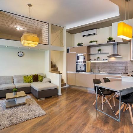 Spacious & Stylish Apartment In Downtown 부다페스트 외부 사진