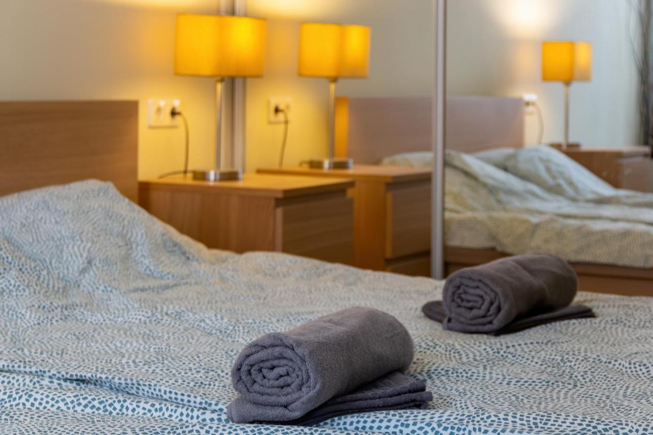 Spacious & Stylish Apartment In Downtown 부다페스트 외부 사진