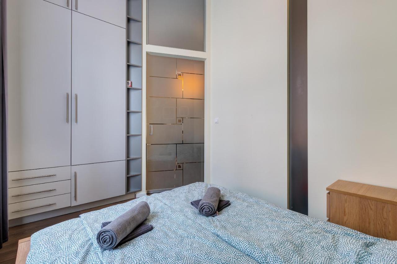 Spacious & Stylish Apartment In Downtown 부다페스트 외부 사진