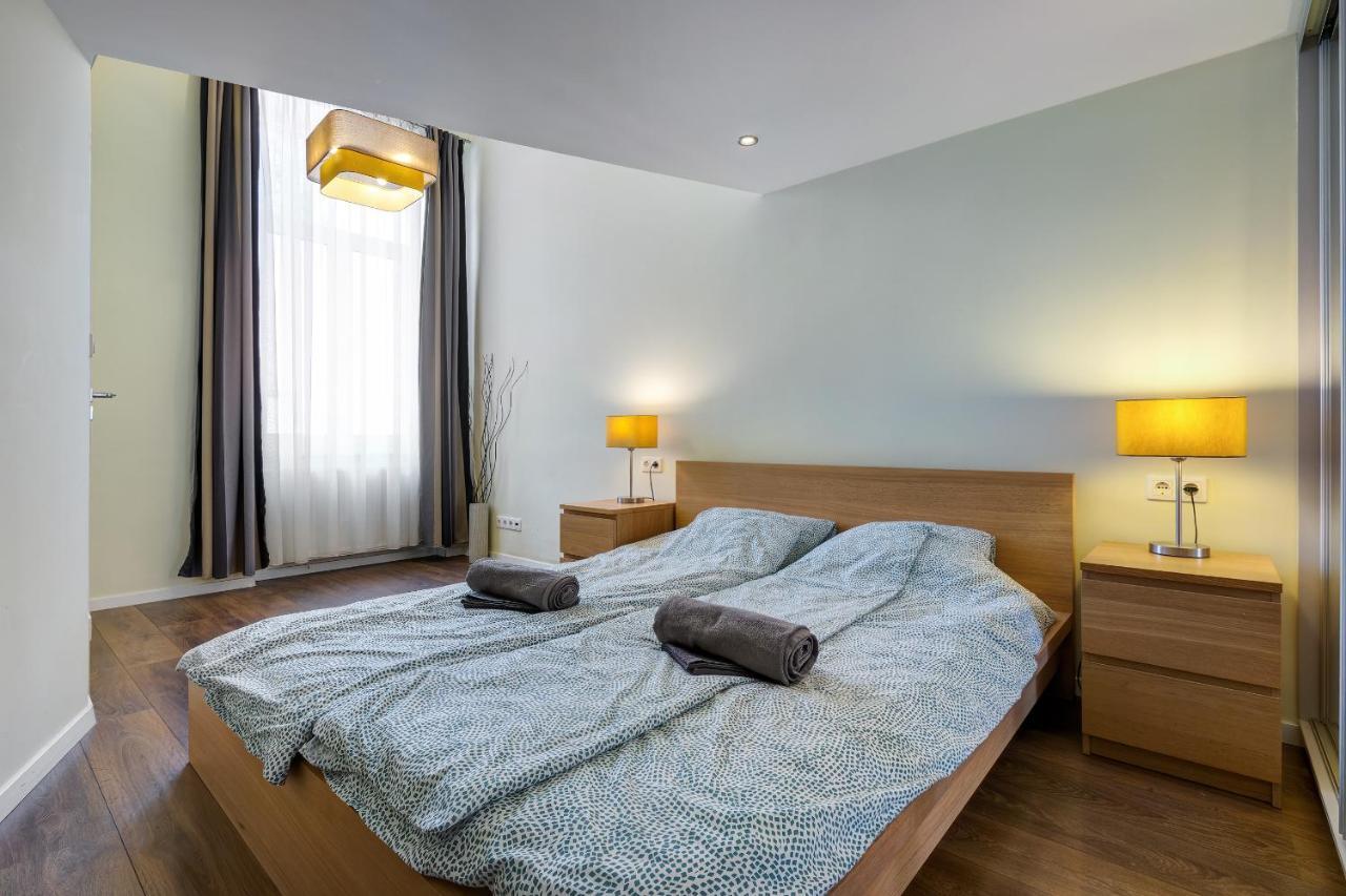 Spacious & Stylish Apartment In Downtown 부다페스트 외부 사진